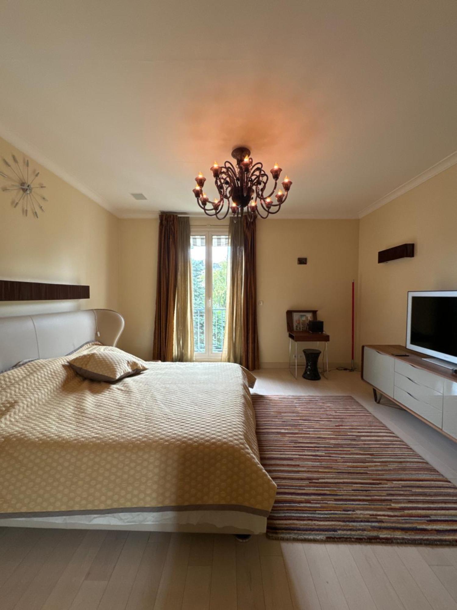 Av Foch Luxury Parijs
